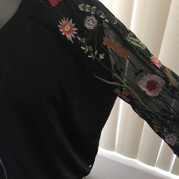 SOLD - Picture 4 of 8